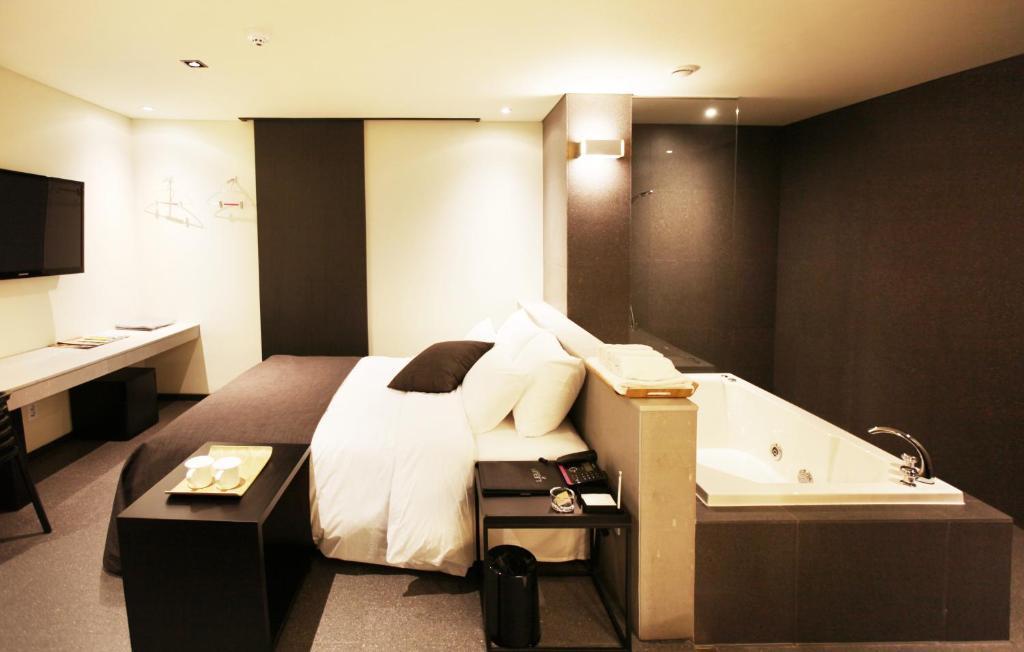 Hotel Vine Seongnam Exterior photo